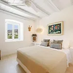 House Of Old Olive Tree Vila *